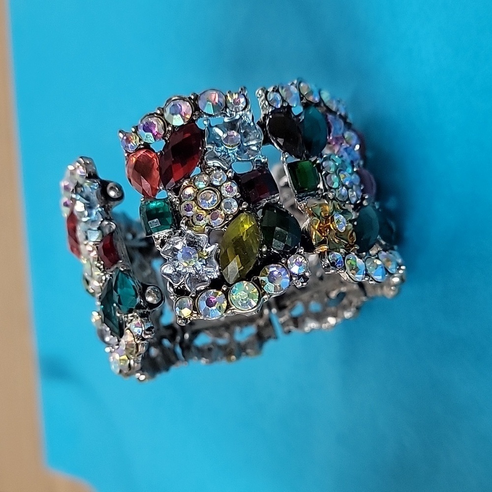 Cocktail Colorful Multi-Color Embellished Floral Rhinestone Stretchable Bangle - Picture 9 of 11